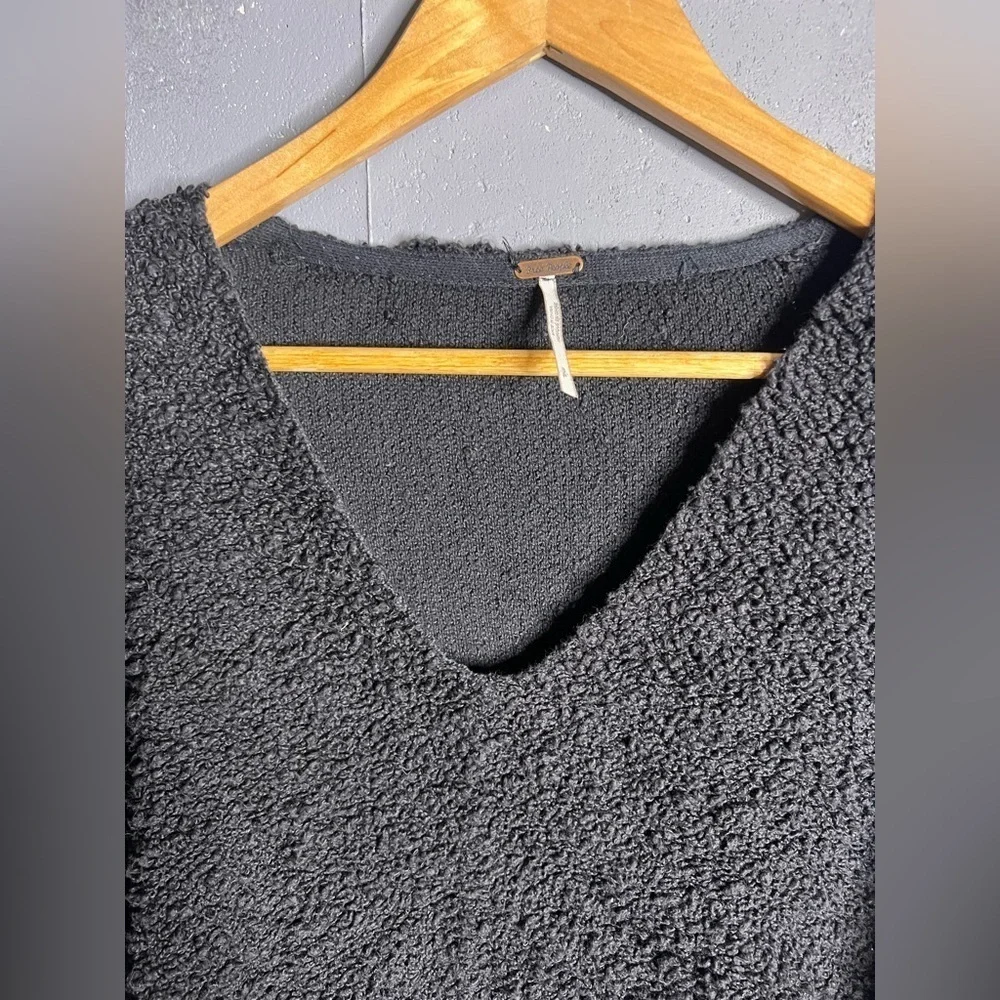 Free People Popcorn Pullover in Black.  Size Small
